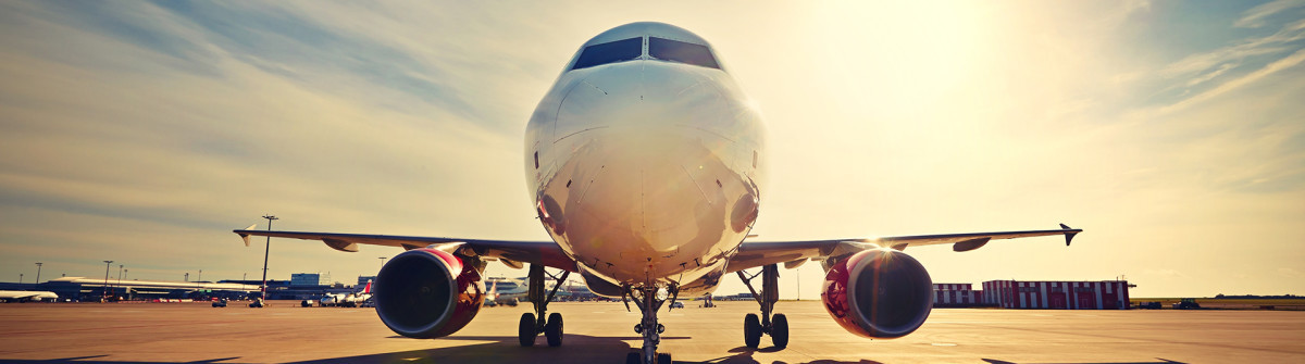 flugzeug-shutterstock_241896625-kopie-1200×335