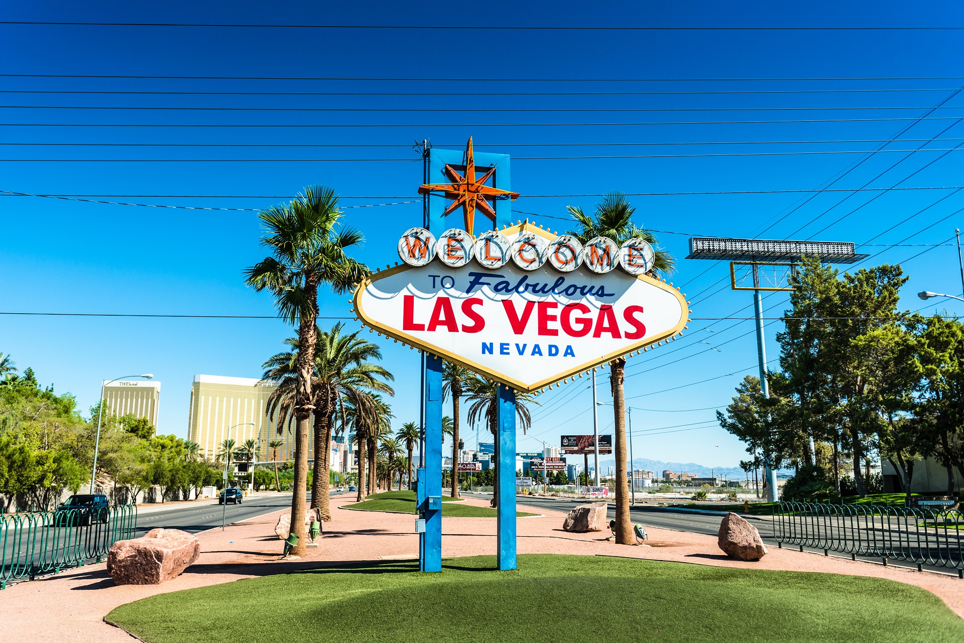 Do and Don'ts in Las Vegas, Las Vegas Sign, Welcome to Fabulous Las Vegas Nevada