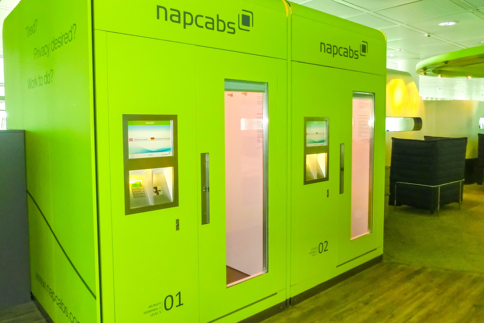 Schlafen am Flughafen Tipps, Napcab in München, Schlafbox