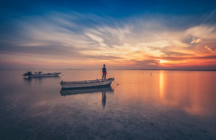 Erlebt Bahrain bei Sonnenuntergang bei eurem Strandurlaub in Bahrain