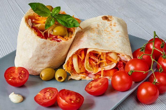 Schawarma-aus-Bahrain-shutterstock_1130446031