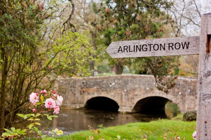 Airlington-Row-in-Bibury-iStock-131725326