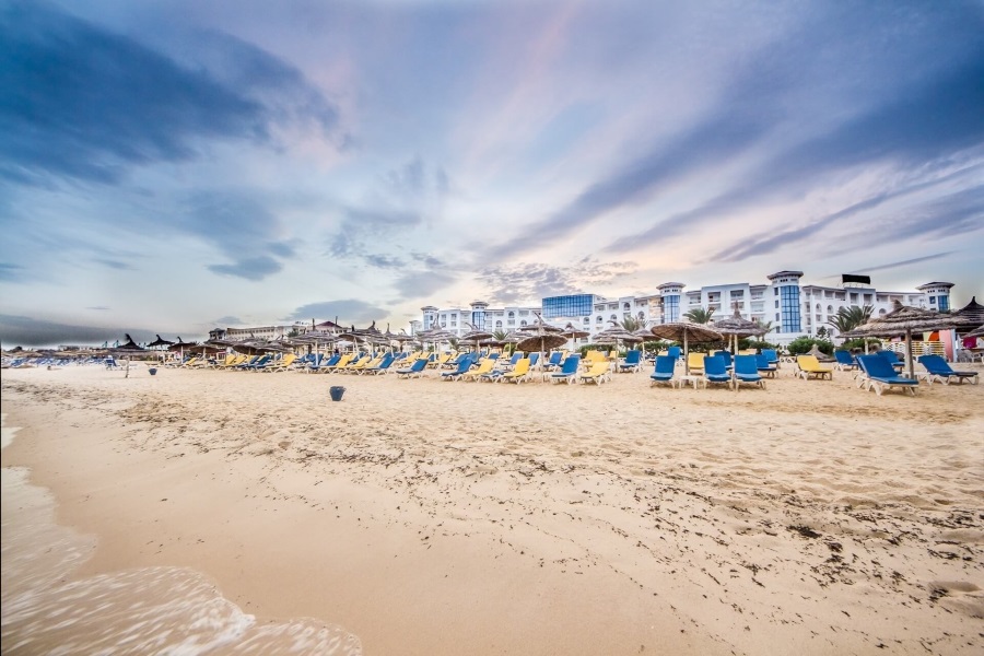 Schöner Strand in Hammamet, Tunesien.